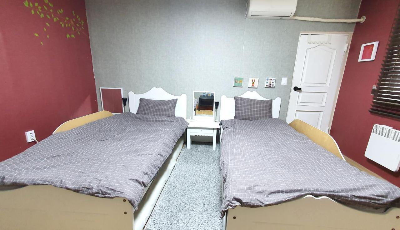 Triangel Guesthouse Seoul Exterior foto